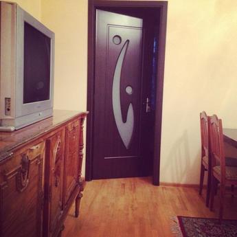2-ух комнатная квартира, Тбилиси - квартира посуточно